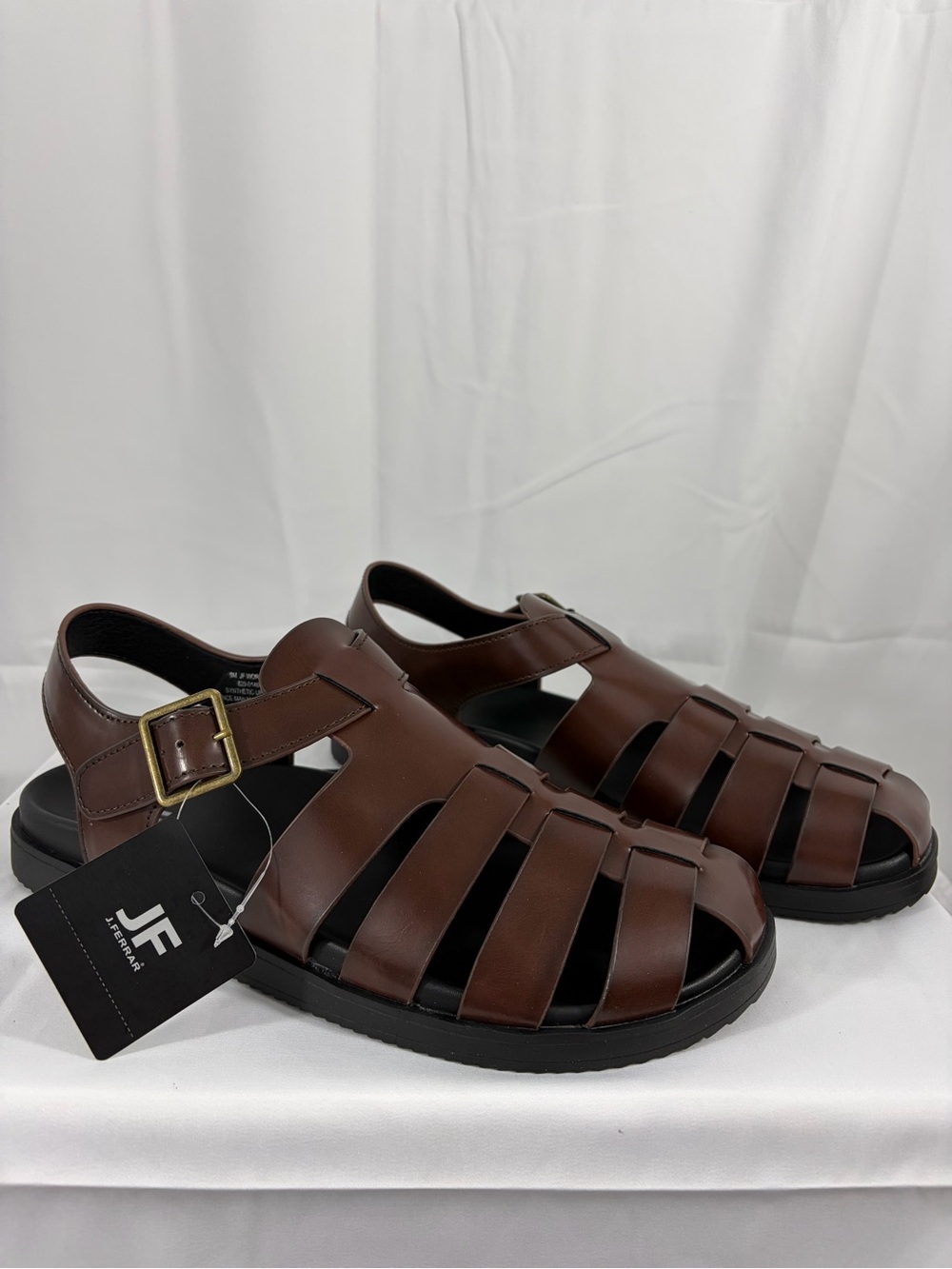 NWT J. Ferrar Men’s Size 9 Brown Leather Fisherman Sandals